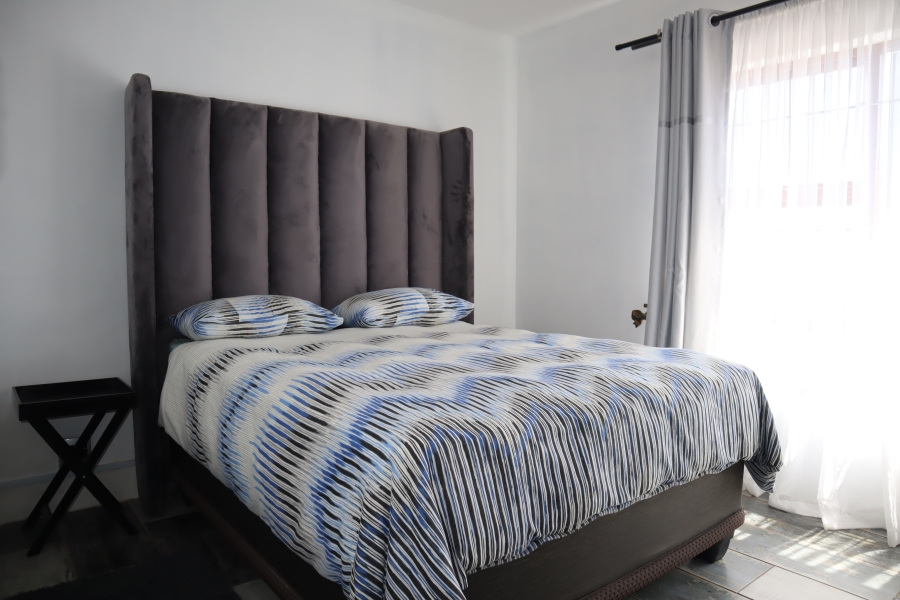 3 Bedroom Property for Sale in Wavecrest Eastern Cape